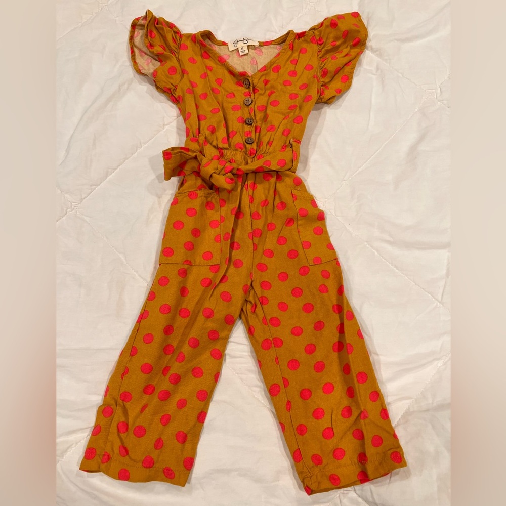 Adorable polka dot jumpsuit